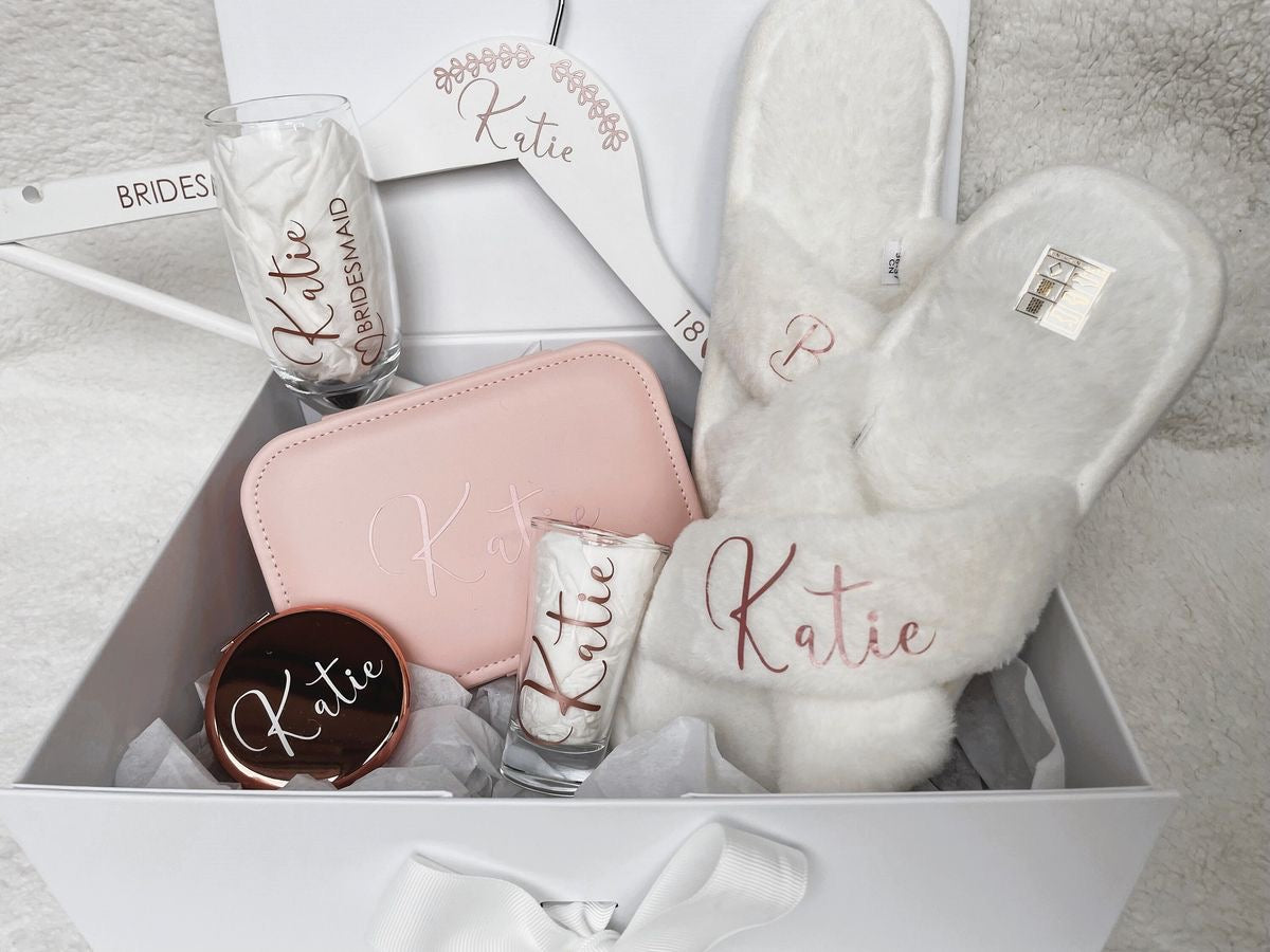 Personalised bridesmaid proposal box- gift your bridesmaids in style